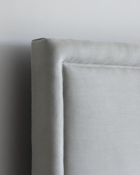 The Felix plain with headboard and base upholstered in linen.