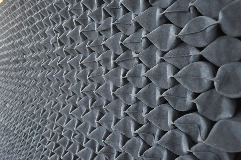 Focus on the pocket springs on the b bed