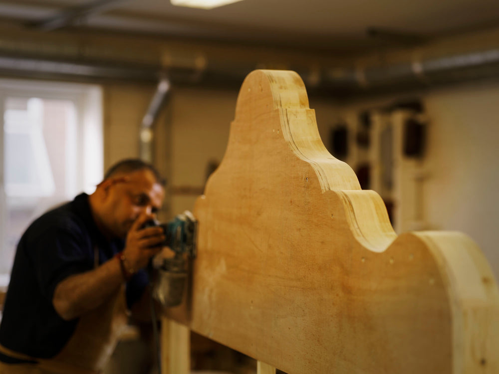 A Savoir Craftsman doing a Claudia headboard
