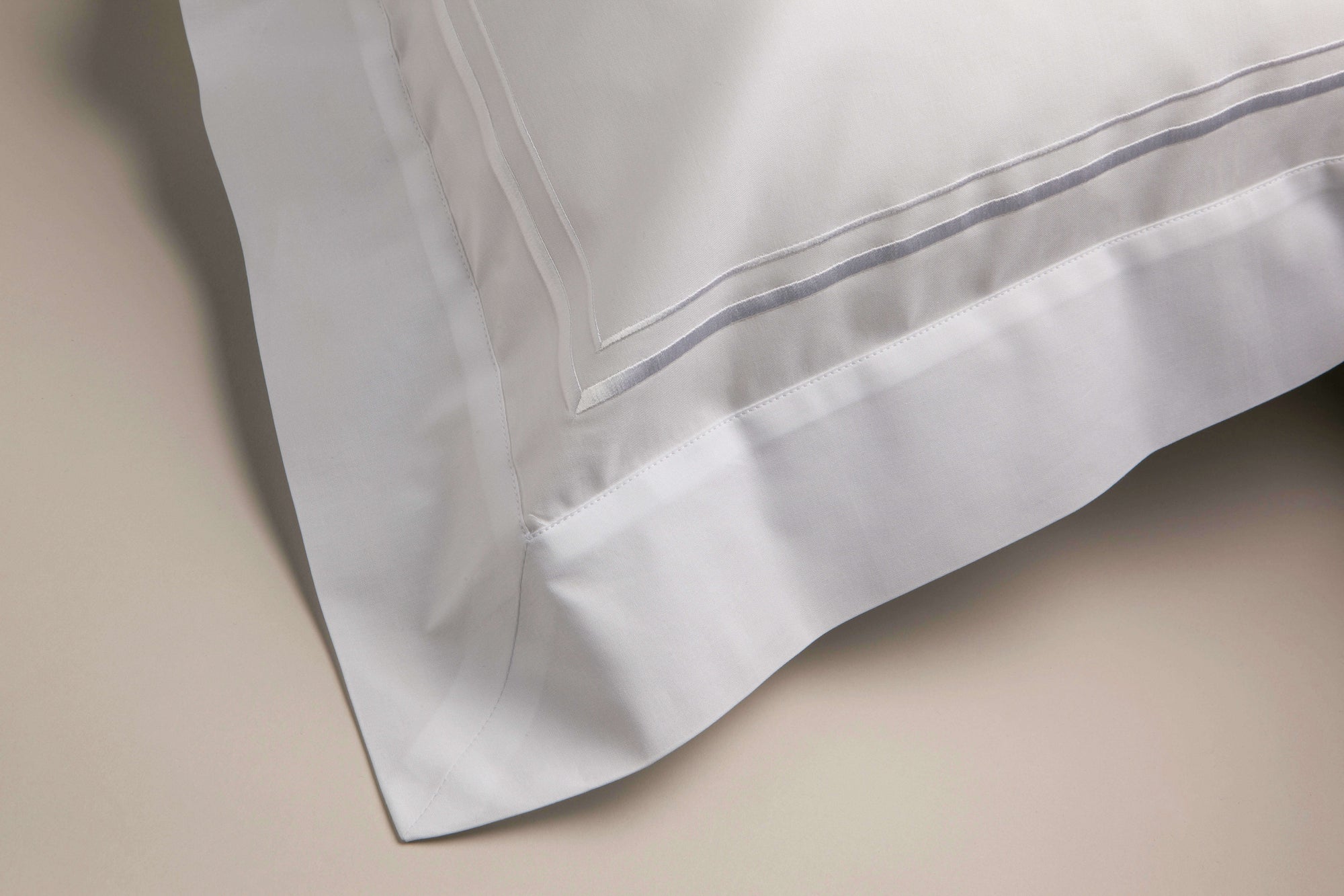 Corner of an oxford pillowcase