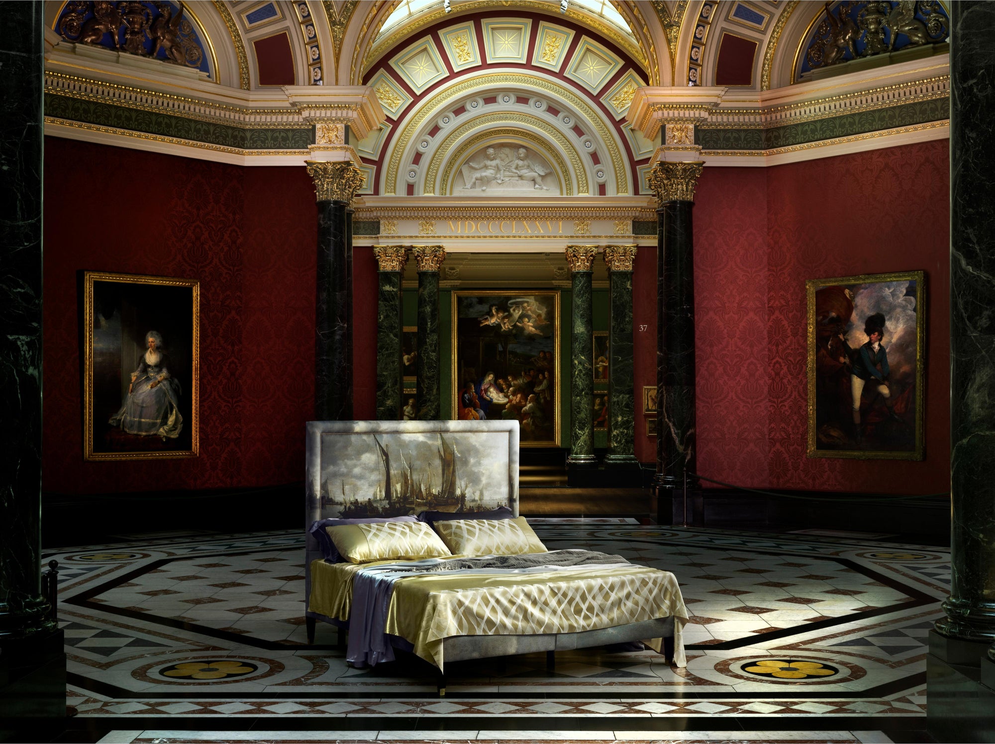 The Savoir Felix bed photographed in The National Gallery