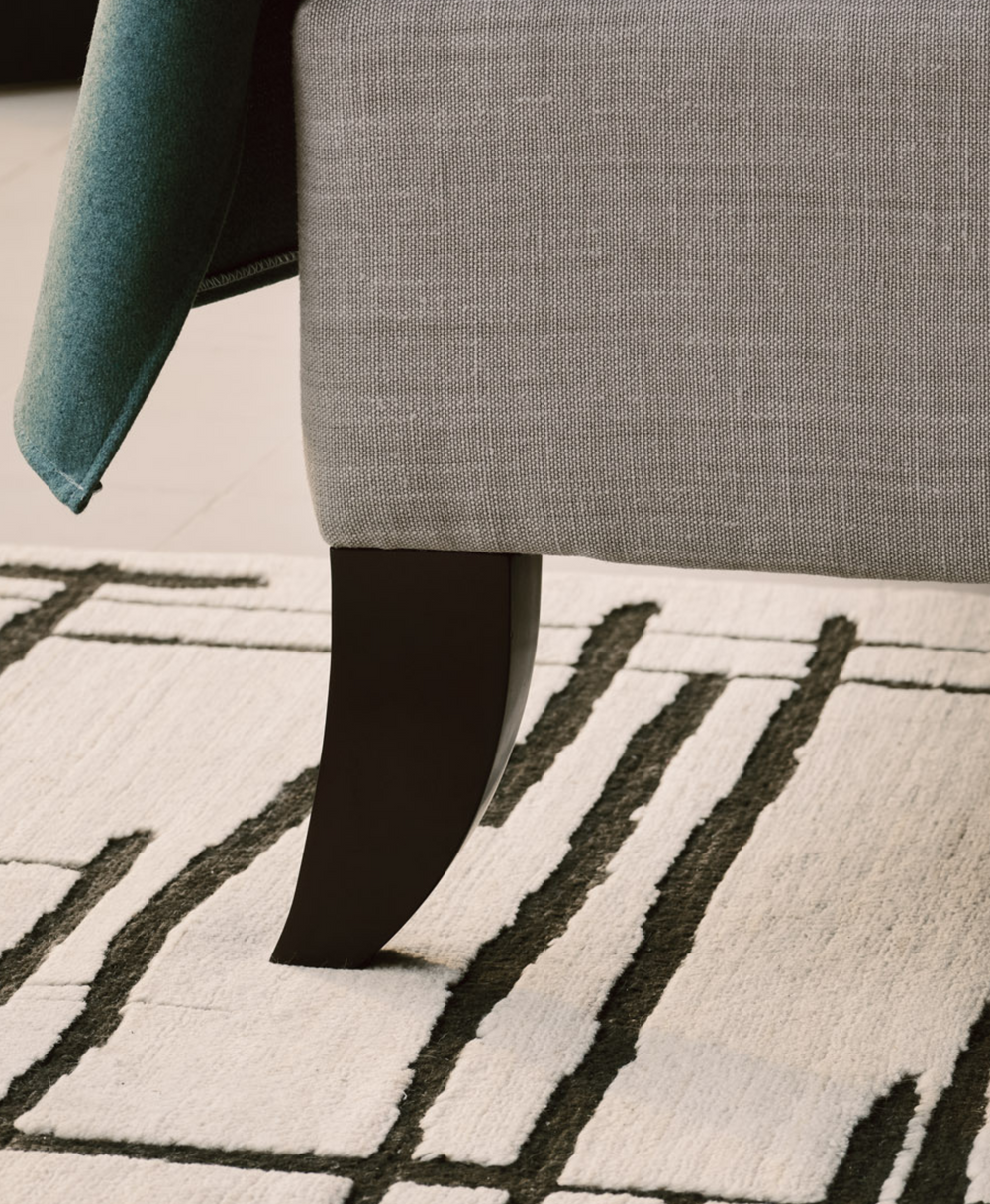 Close-up of the Holly bed leg