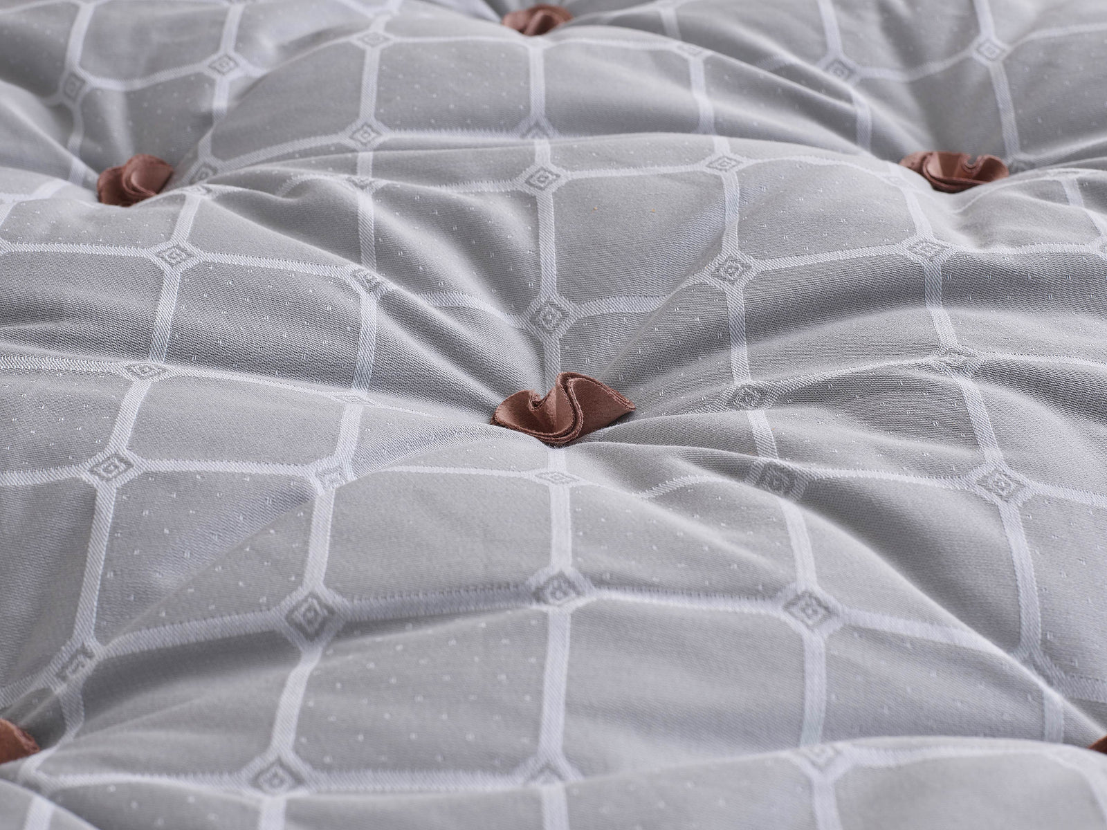 Nº4 - The New Standard