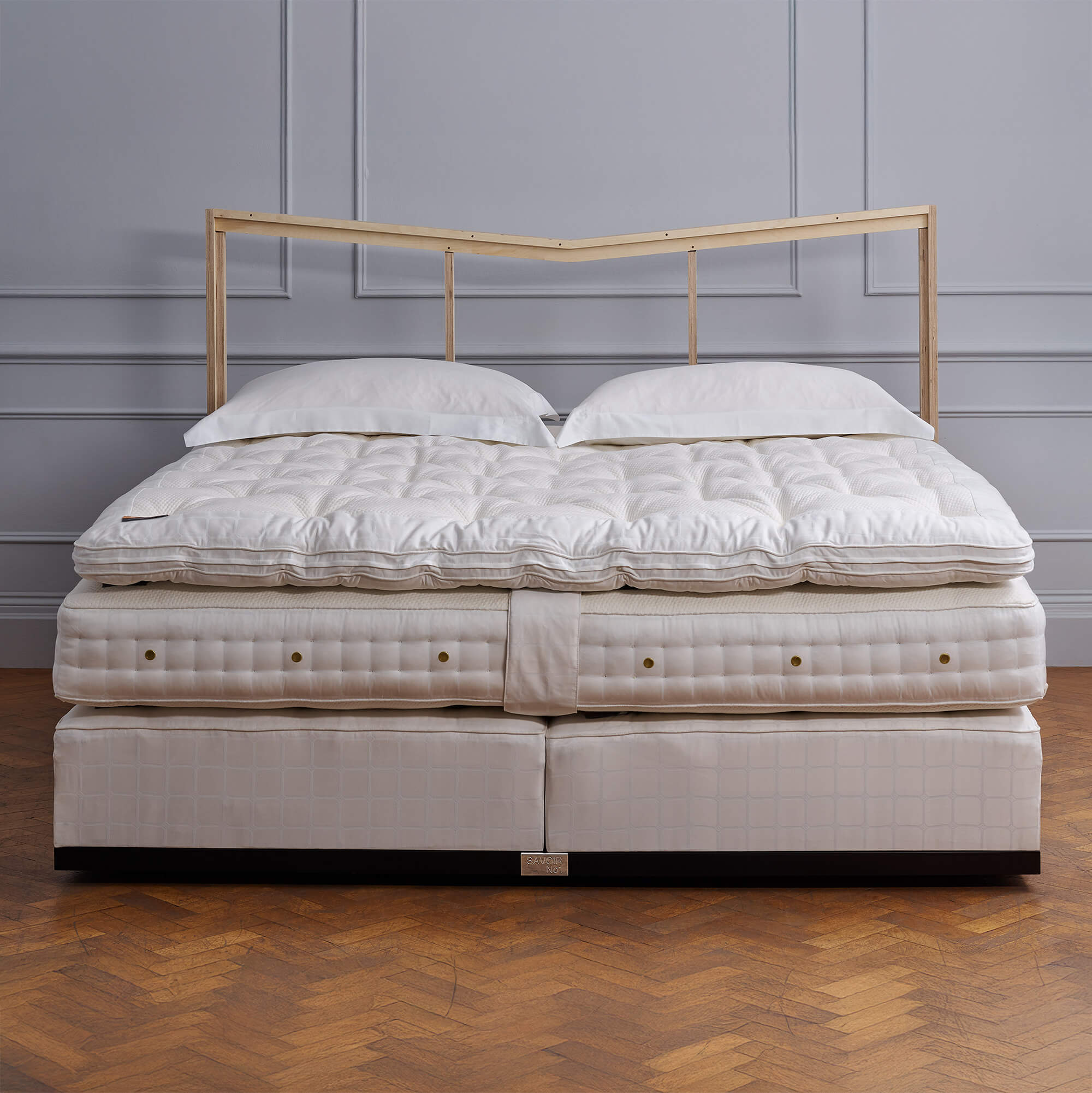 No1 bed set with a front view