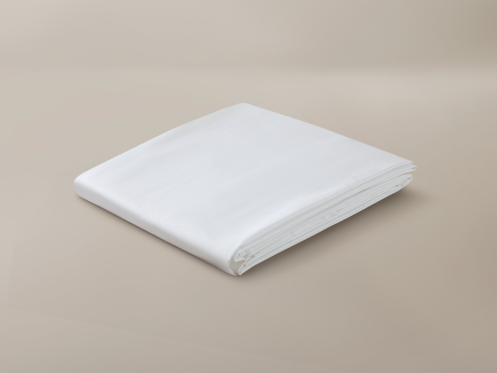 Folded Savoir percale duvet cover with oxford style