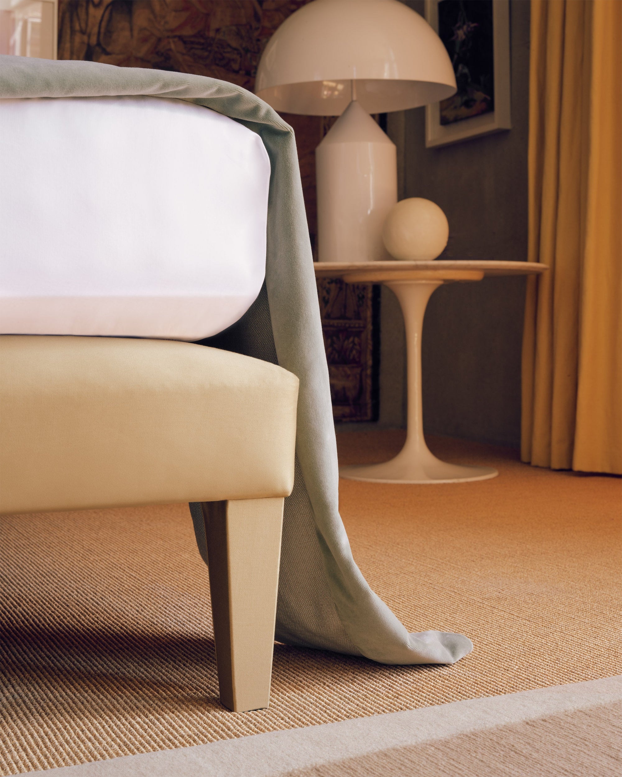 The Savoir Savoy bed with leg detail