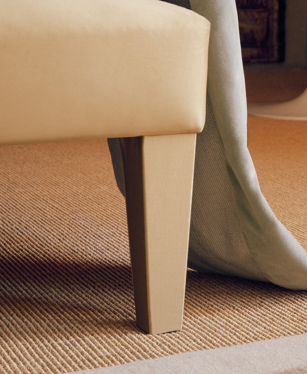 Close view of the Savoy leg
